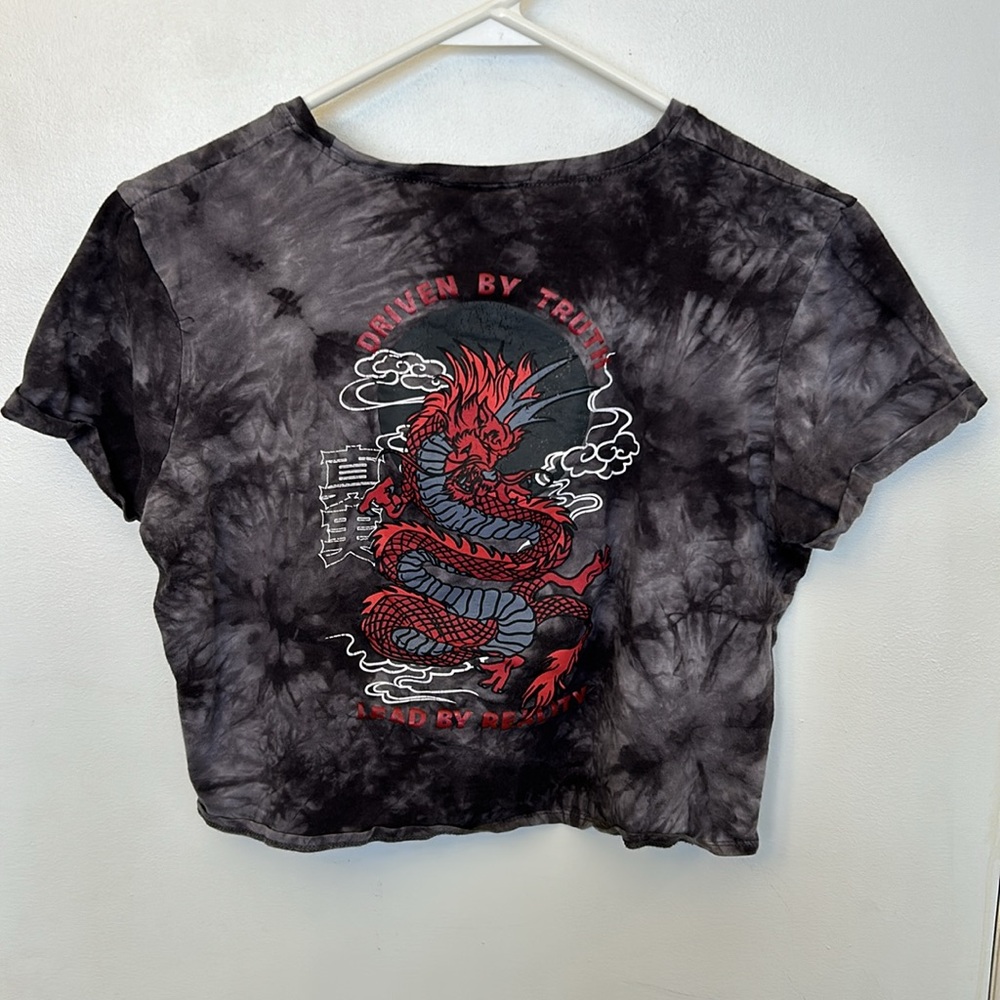 Tie-Dye Black Crop Top with Red Dragon Embroidery Size Large - Picture 5 of 6